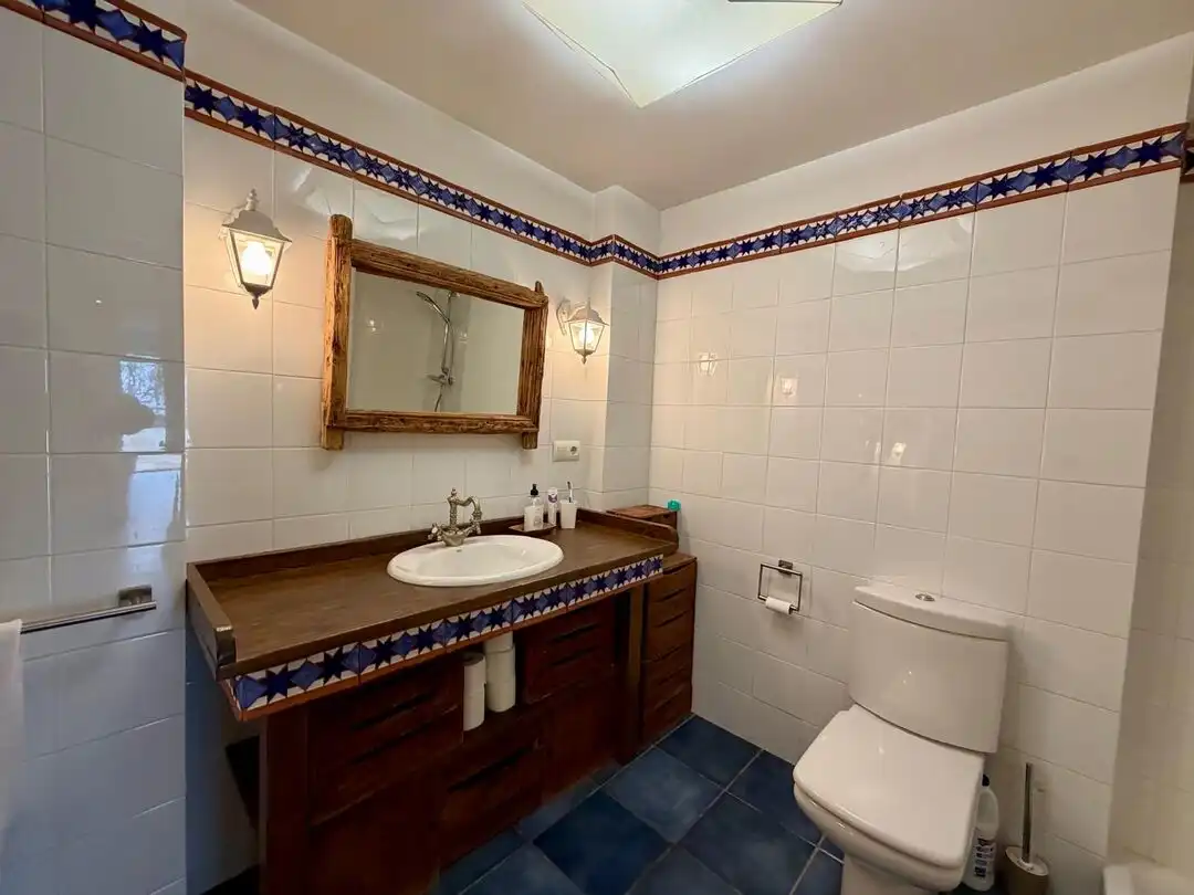 Baño de Piso en venta en Sopela con Calefacción