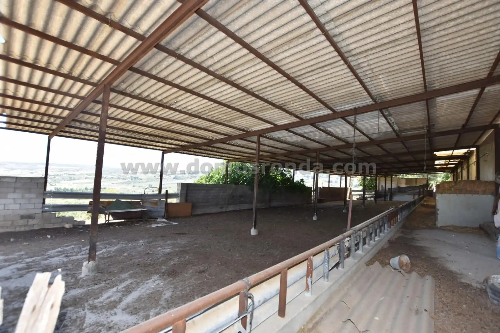 Vista exterior de Finca rústica en venda en Ronda amb Terrassa i Traster
