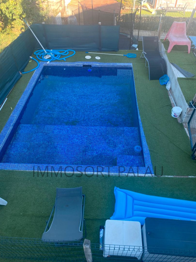 Swimming pool of House or chalet for sale in Palau-solità i Plegamans  with Air Conditioner, Heating and Private garden