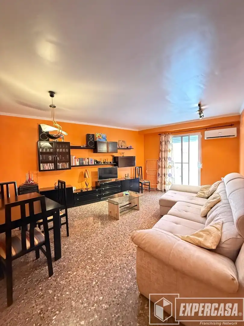Sala de estar de Piso en venta en Picassent con Aire acondicionado