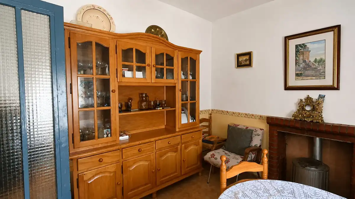 Casa rústica amb jardí en venda a Avenida Juan Carlos I, imagen 2