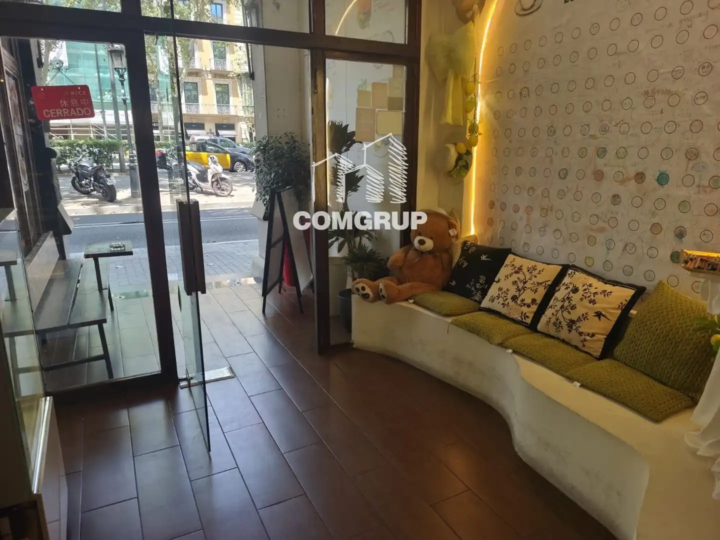 Business premises for transfer in Gran via, imagen 6