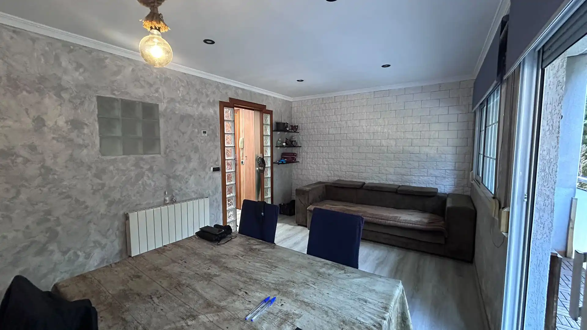 Wohnung zum Verkauf in Sant Boi de Llobregat mit Balkon