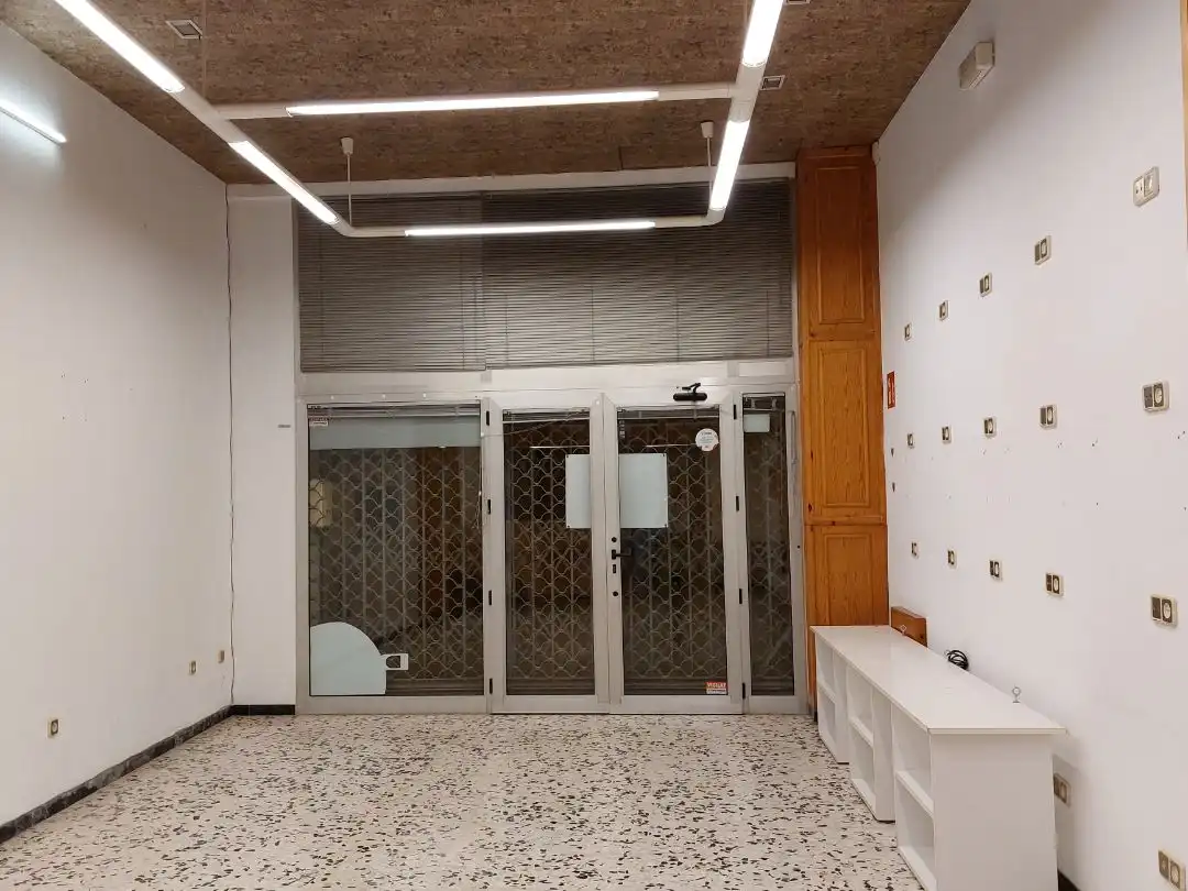 Business premises to rent in LA RÉRIA 50, imagen 4