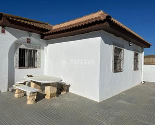 Vista exterior de Finca rústica de lloguer en Chiclana de la Frontera