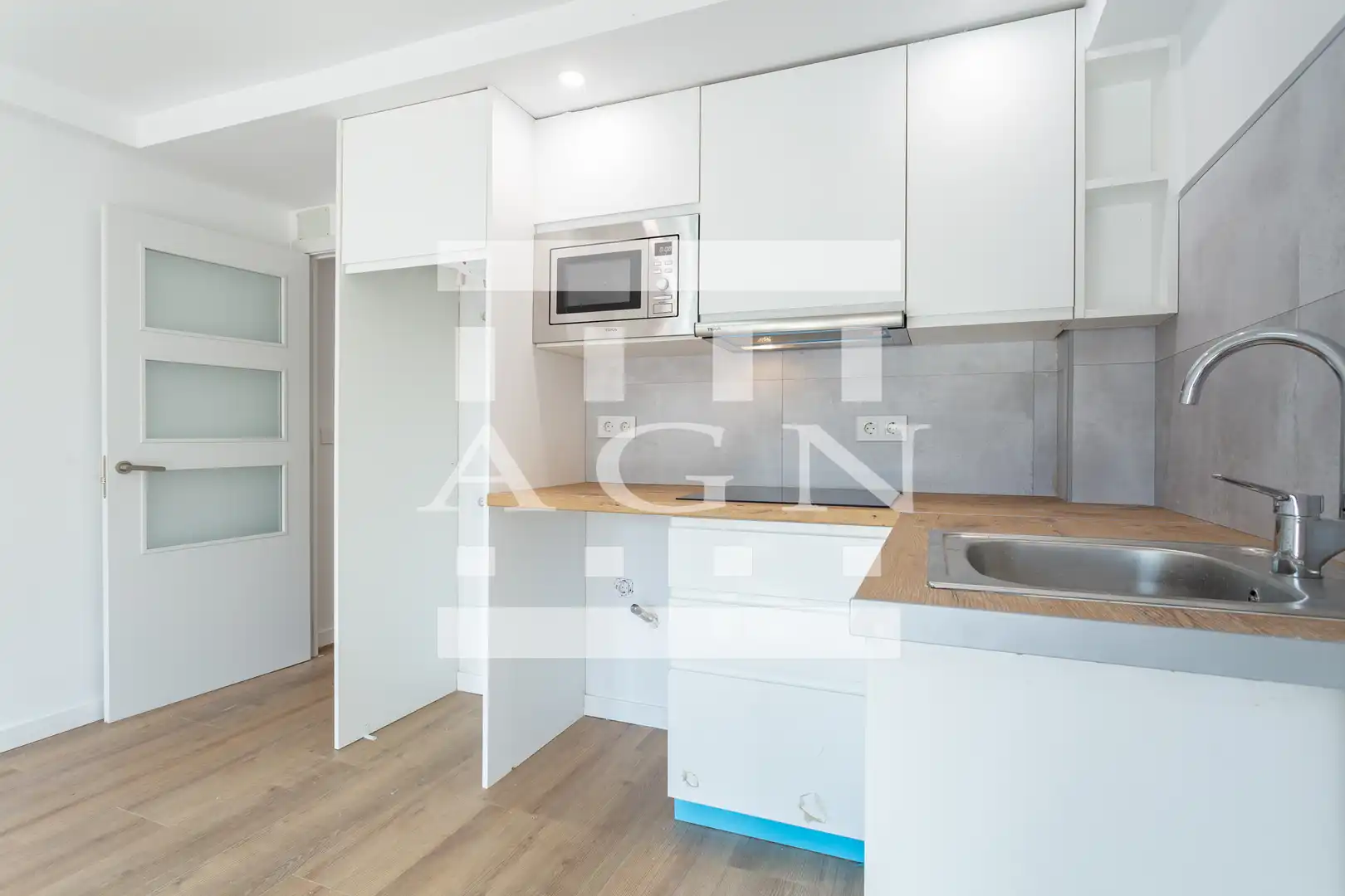 Kitchen of Apartments for sale in Cambrils  with Air Conditioner, Heating and Parquet flooring
