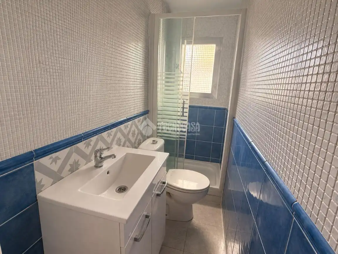 Baño de Piso en venta en Madrid con Aire acondicionado, Terraza y Amueblado