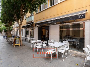 Business premises for transfer in Calle Gabriel Callejón 10