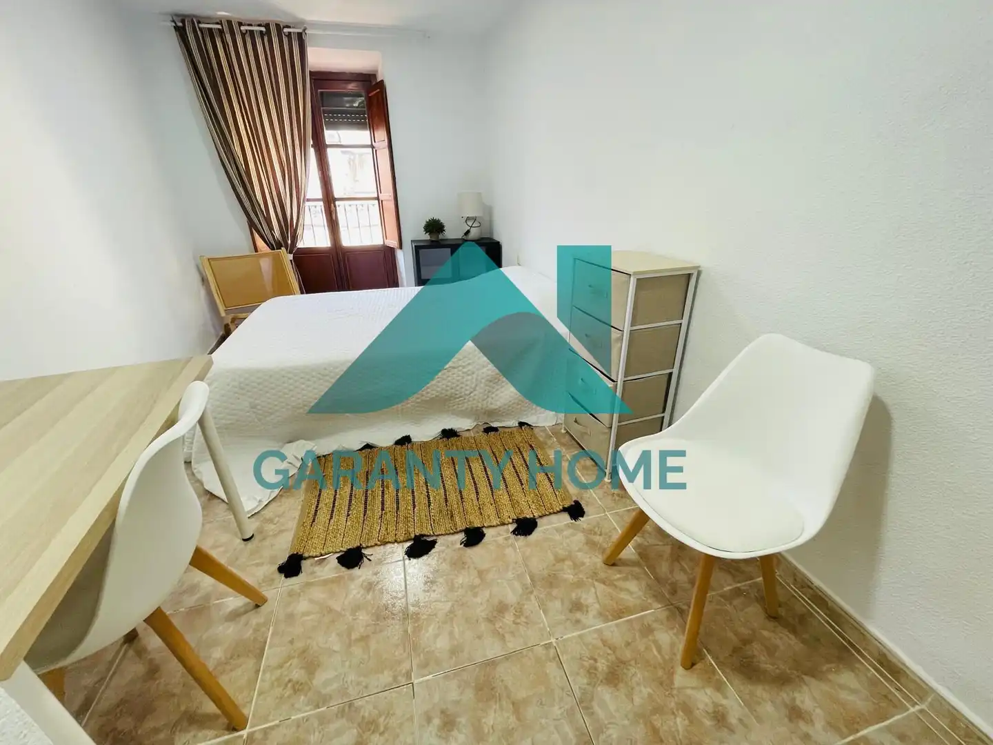 Flat for rent in Casco Antiguo