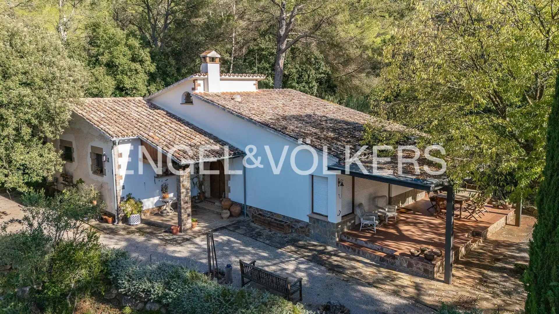 Vista exterior de Finca rústica en venda en Bigues i Riells del Fai amb Calefacció, Jardí privat i Terrassa