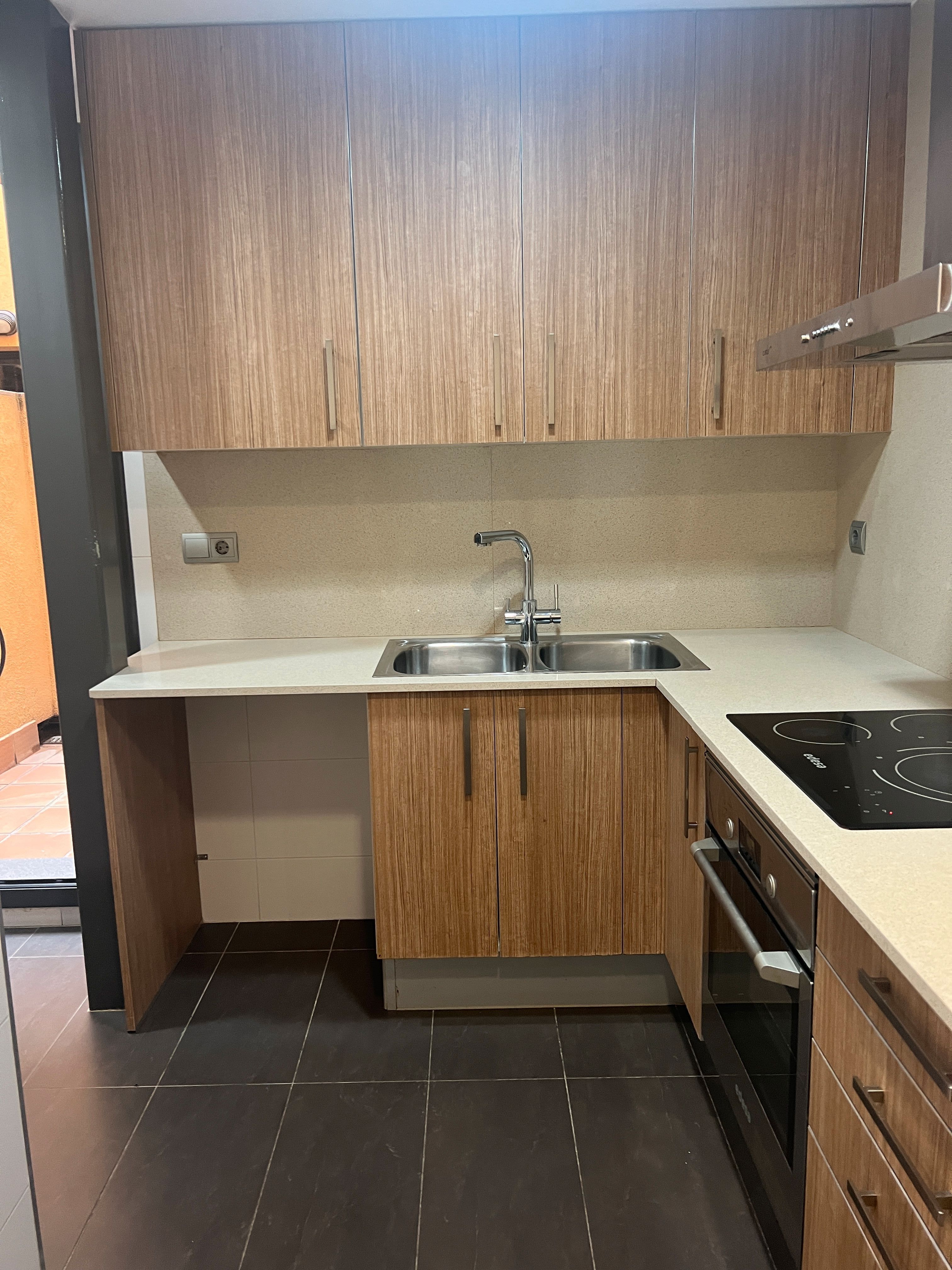 Kitchen of Flat for sale in Mollet del Vallès  with Heating, Parquet flooring and Oven