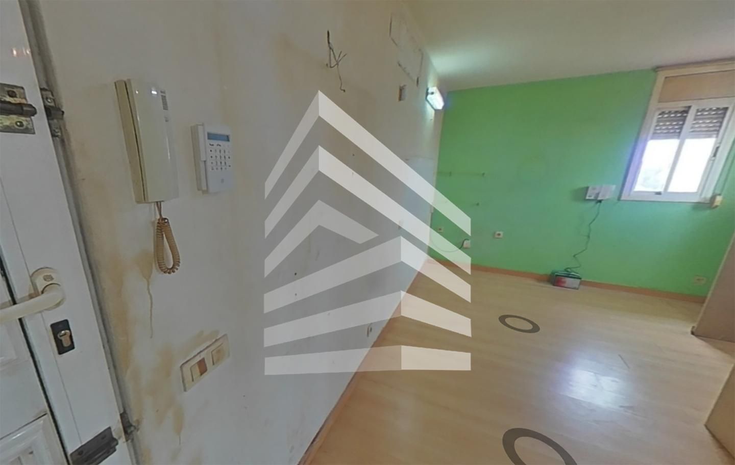 Flat for sale in Cornellà de Llobregat  with Terrace