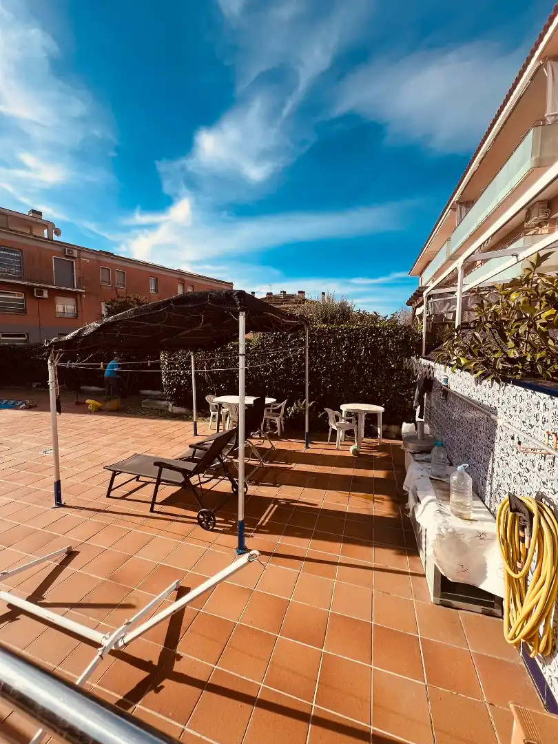 Terraza de Planta baja en venta en Pineda de Mar con Aire acondicionado, Calefacción y Jardín privado