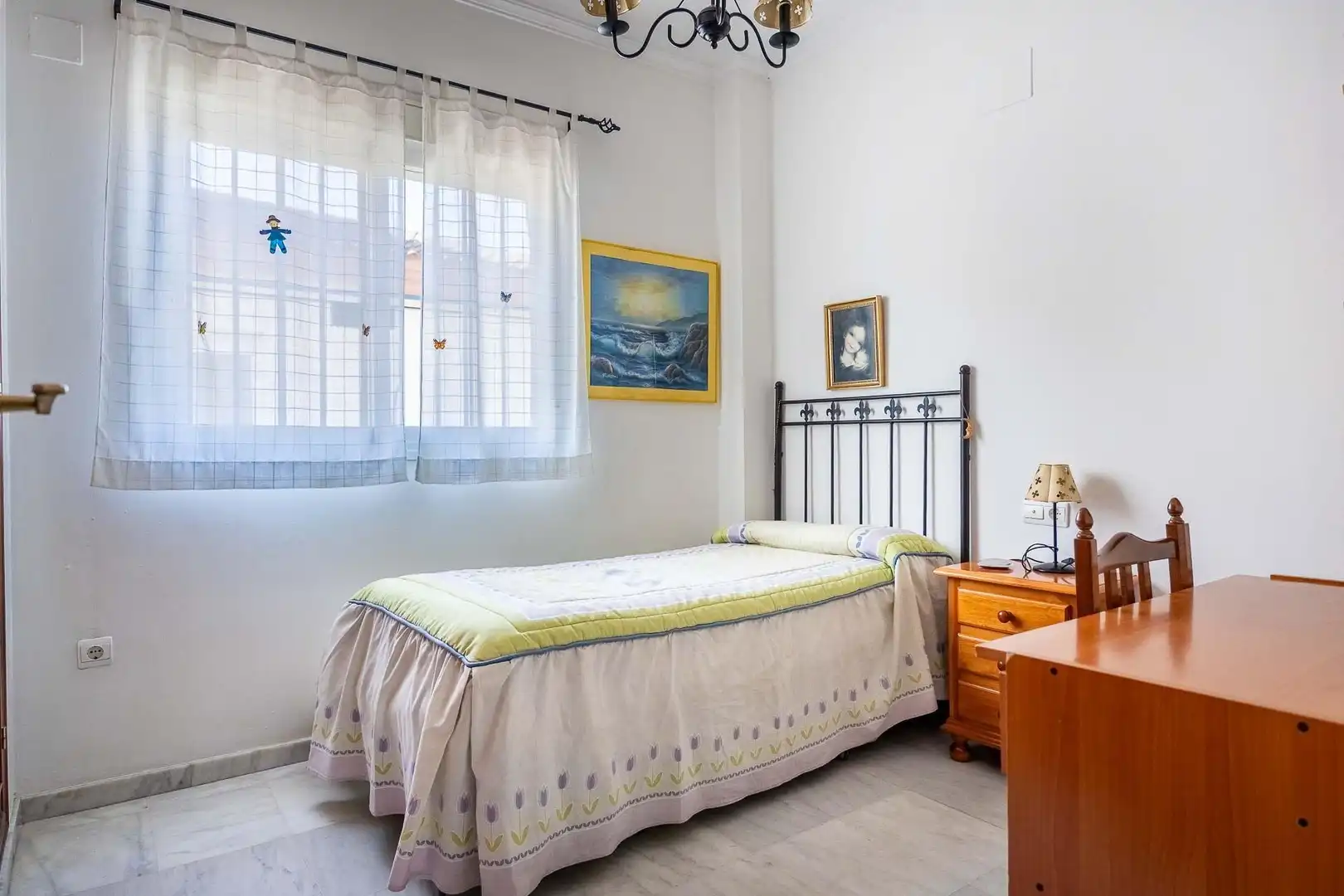 Bedroom of Detached homes for sale in Mairena del Aljarafe  with Air Conditioner, Private garden and Terrace