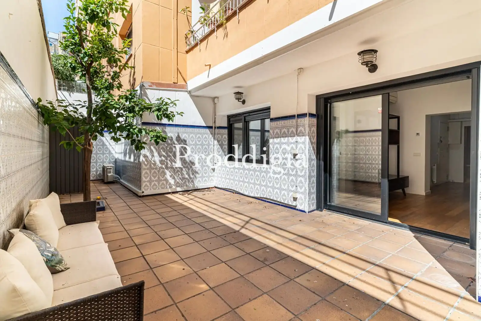 Terrace of Flat for rent in Barcelona  with Air Conditioner, Terrace and Storage room