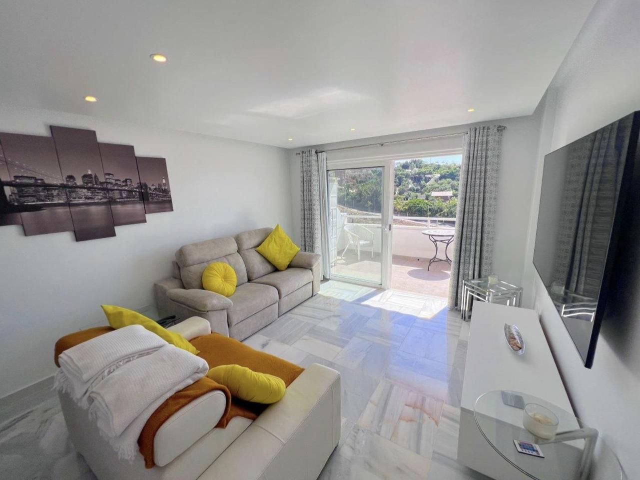 Living room of Flat for sale in Adeje