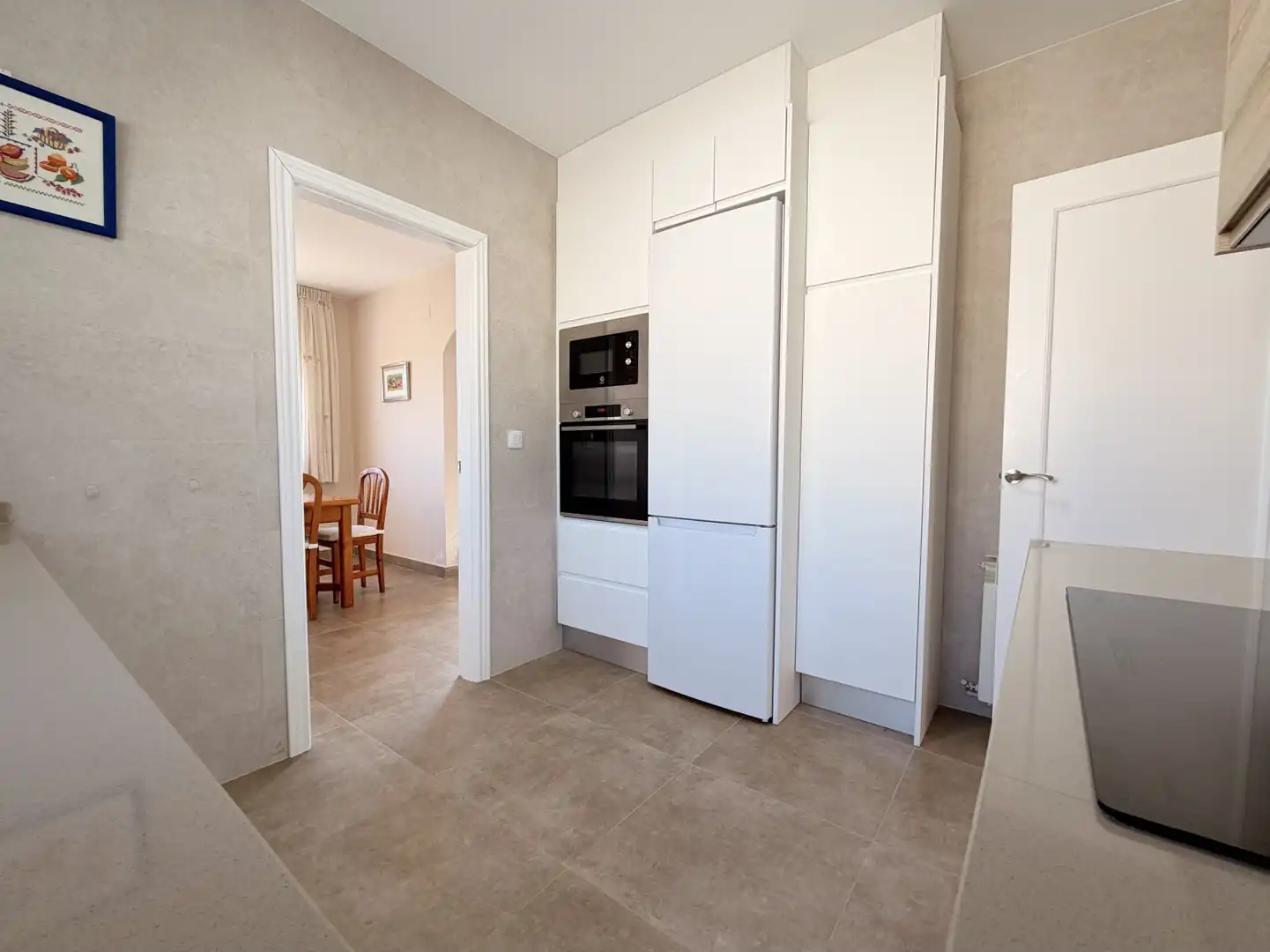 Cuina de Casa o xalet en venda en Calafell amb Calefacció, Terrassa i Piscina