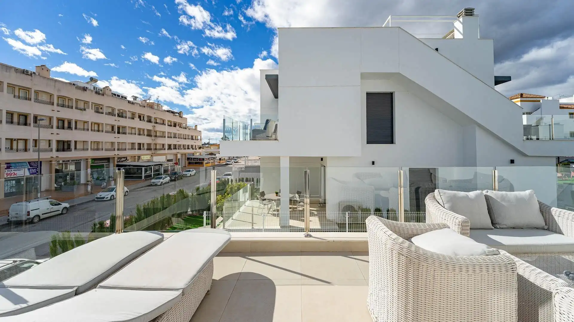 Terrassa de Casa o xalet en venda en Orihuela amb Aire condicionat, Jardí privat i Terrassa