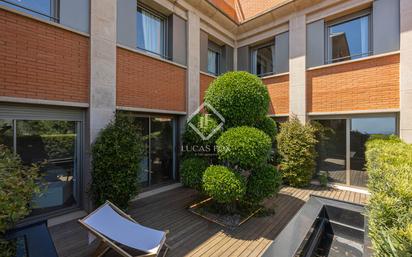 Terrace of House or chalet for sale in  Barcelona Capital  with Air Conditioner, Private garden and Parquet flooring