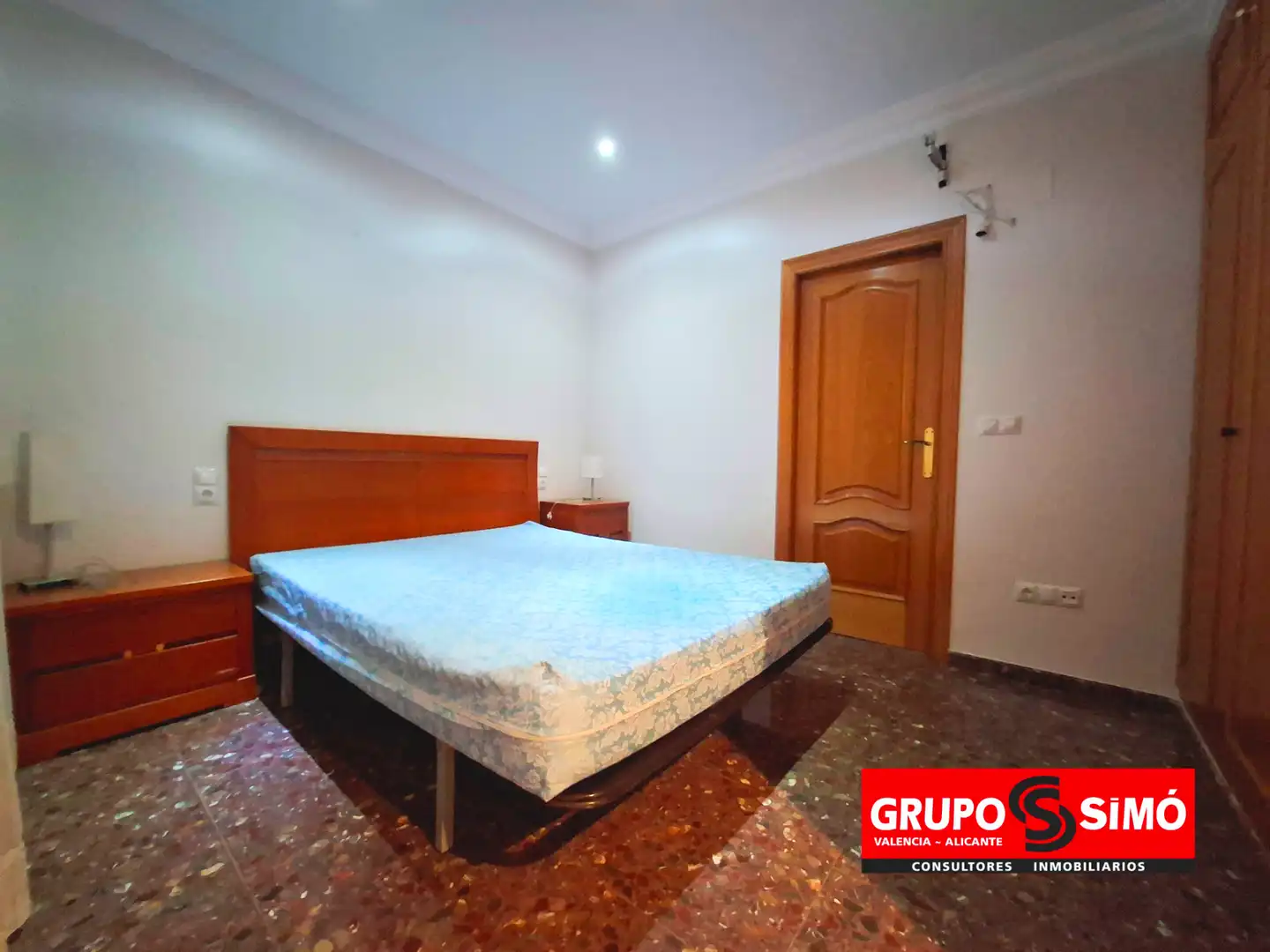 Schlafzimmer von Wohnung zum Verkauf in Picassent mit Ofen und Balkon