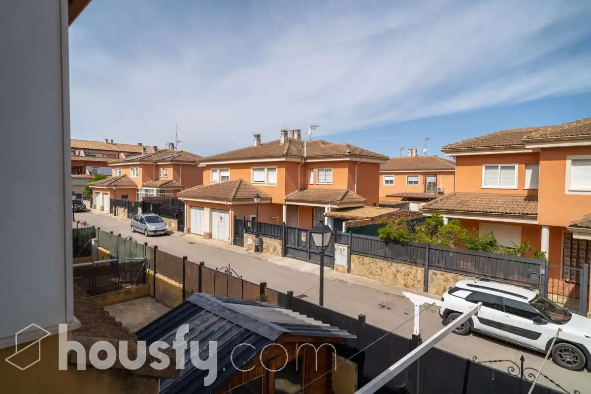 Adosado con jardín en venta en Calle Elbarre ., imagen 23