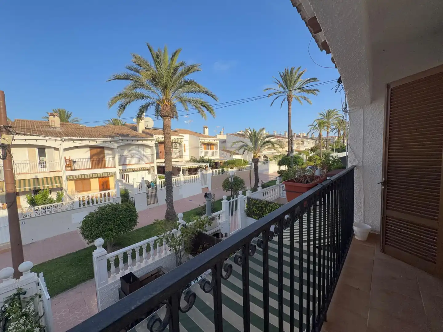 Vista exterior de Casa o xalet en venda en Santa Pola amb Aire condicionat, Calefacció i Jardí privat