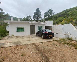 Exterior view of House or chalet for sale in Buñol  with Private garden