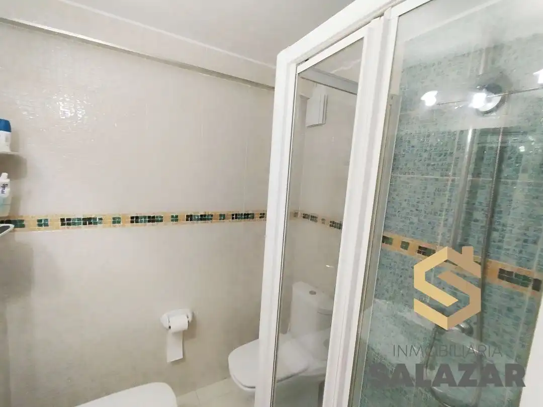 Badezimmer von Wohnung zur Miete in Basurtu - Zorrotza