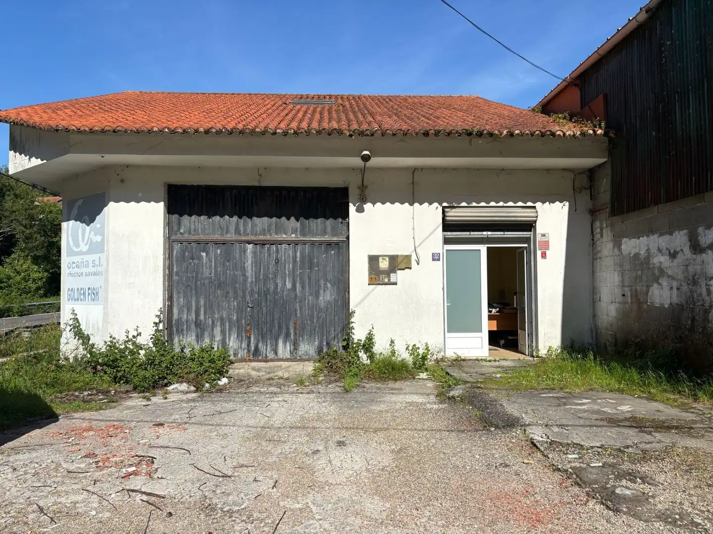 Vista exterior de Casa adosada en venda en Cangas 