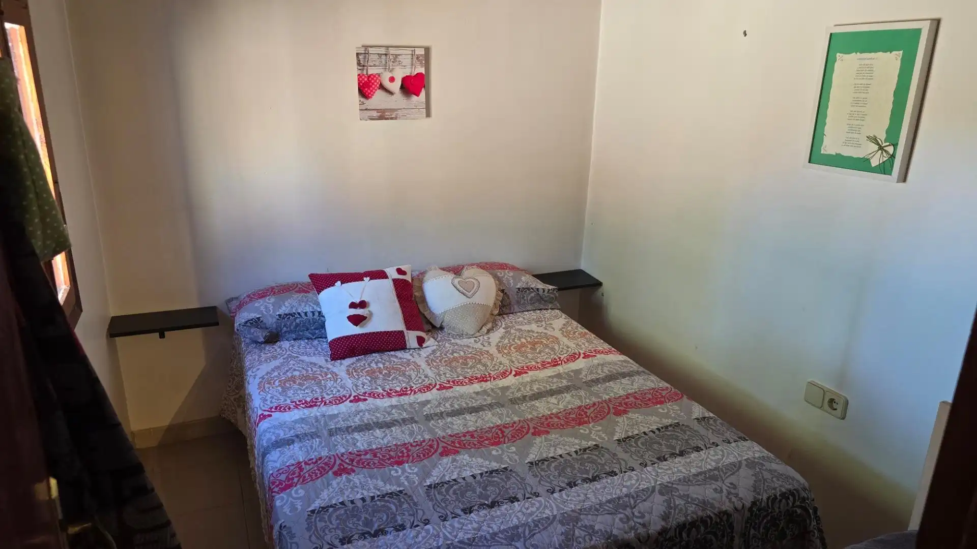 Habitación de Casa o chalet en venta en La Torre de Claramunt con Jardín privado y Terraza
