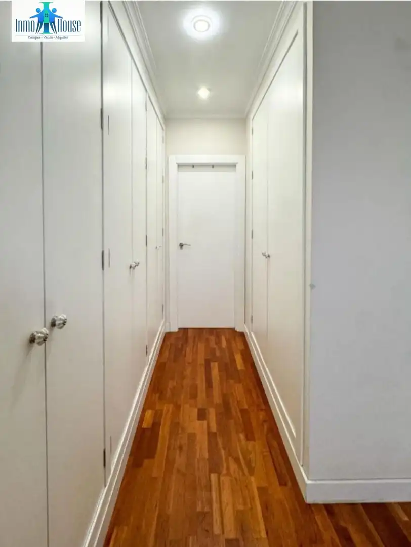 Flat for sale in Albacete  with Air Conditioner, Heating and Storage room