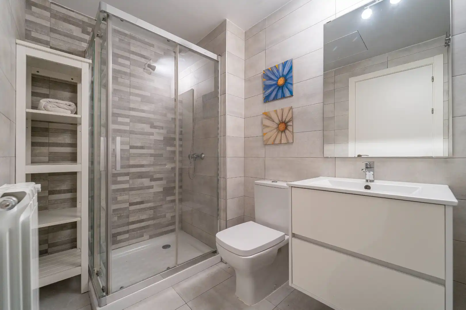 Baño de Piso en venta en Móstoles con Calefacción, Trastero y Horno