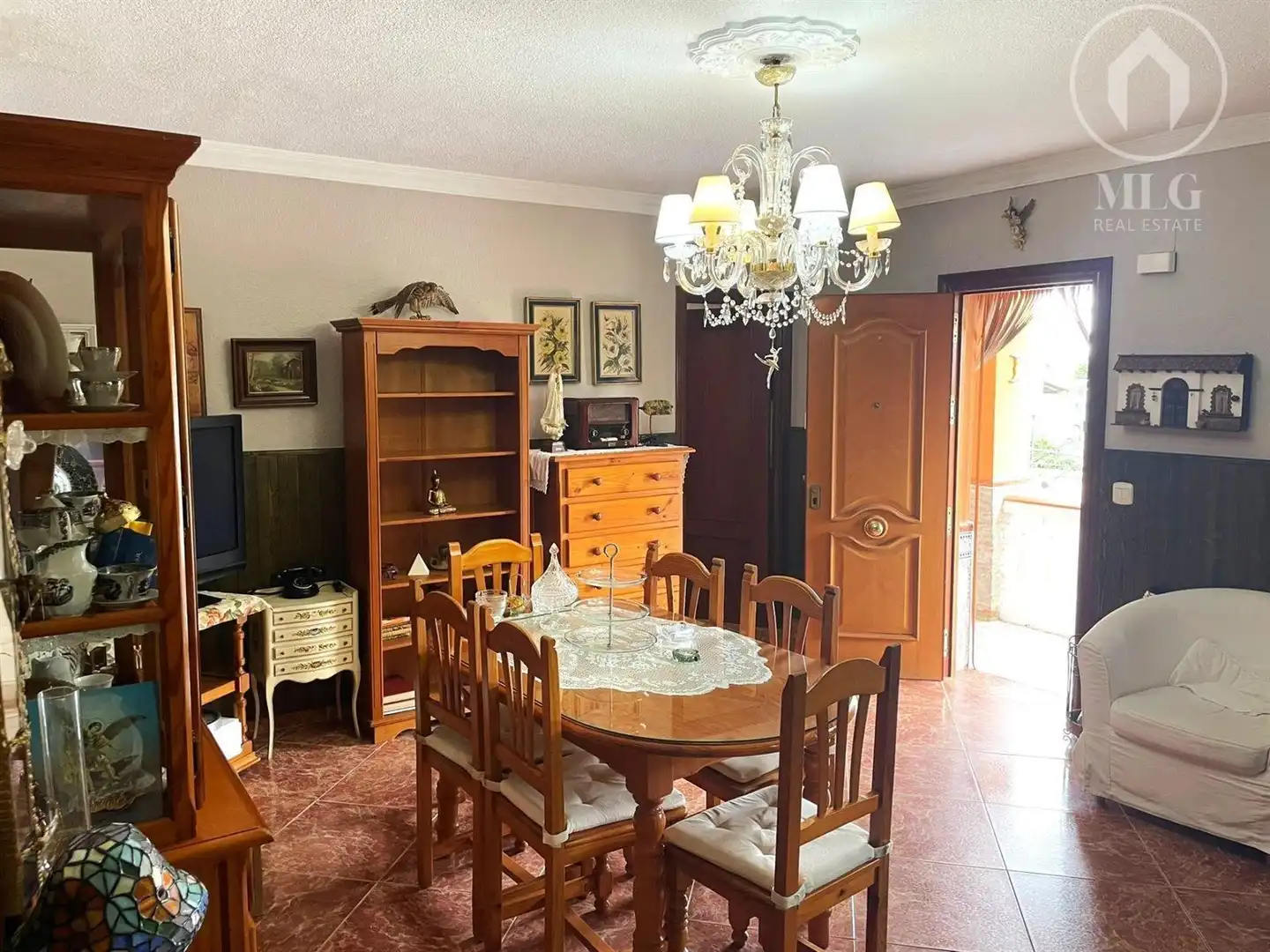 Menjador de Casa o xalet en venda en Alhaurín de la Torre amb Aire condicionat, Terrassa i Traster