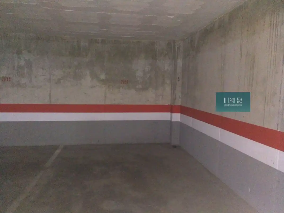Garage for sale in Avenida HYTASA, 12, El Plantinar – Avda. La Paz - El Juncal