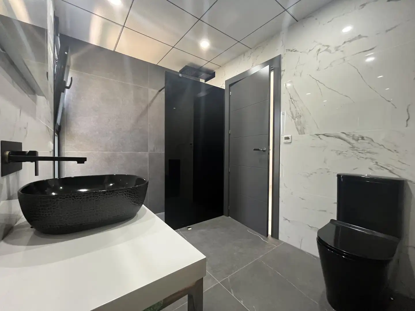 Baño de Casa o chalet en venta en Orihuela con Jardín privado, Terraza y Piscina