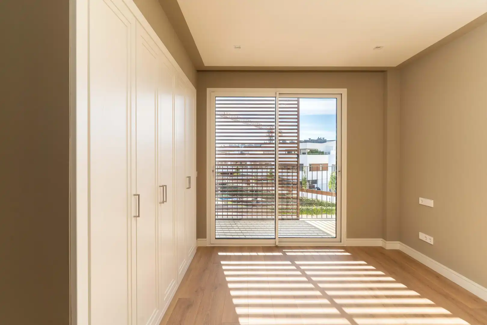 Wohnung zur Miete in RDA. JEAN MONNET 230-238, SABADELL, Can Gambús