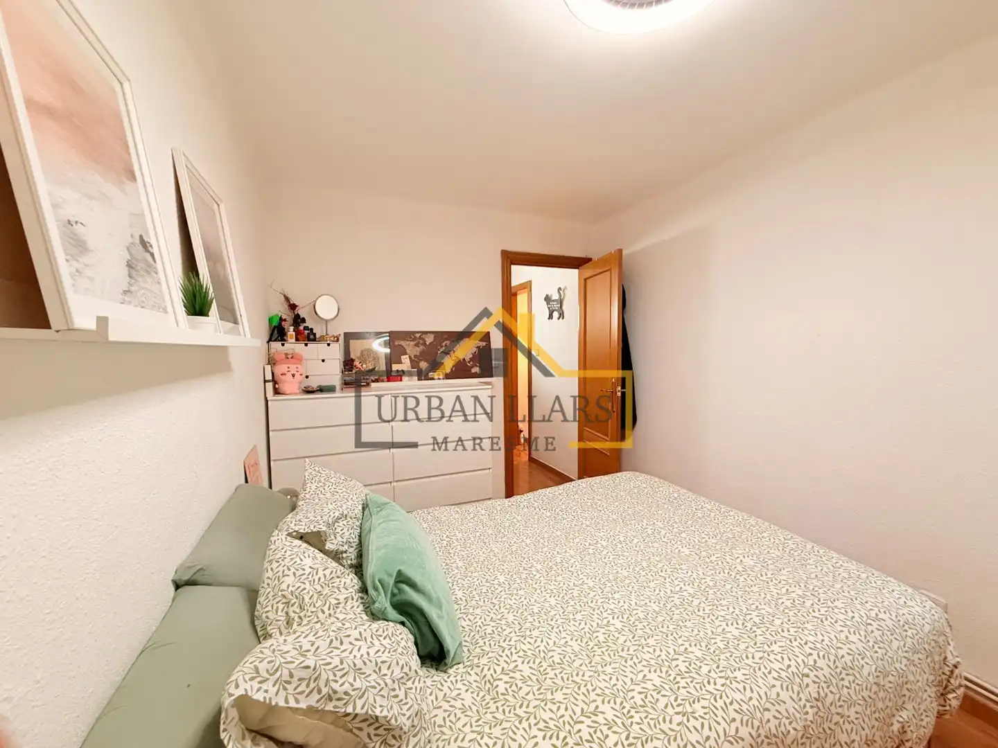Bedroom of Flat for sale in Mataró