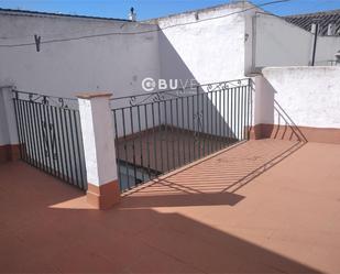 Vista exterior de Casa o xalet en venda en Hinojos amb Terrassa, Traster i Moblat