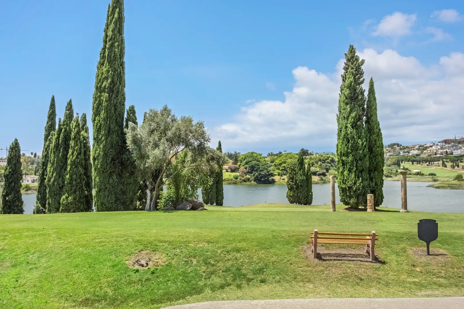 Planta baja en venta en Benahavís con Aire acondicionado, Terraza y Piscina