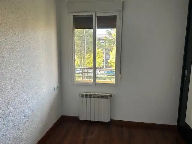 Schlafzimmer von Wohnung zum Verkauf in Córdoba mit Klimaanlage, Heizung und Terrasse