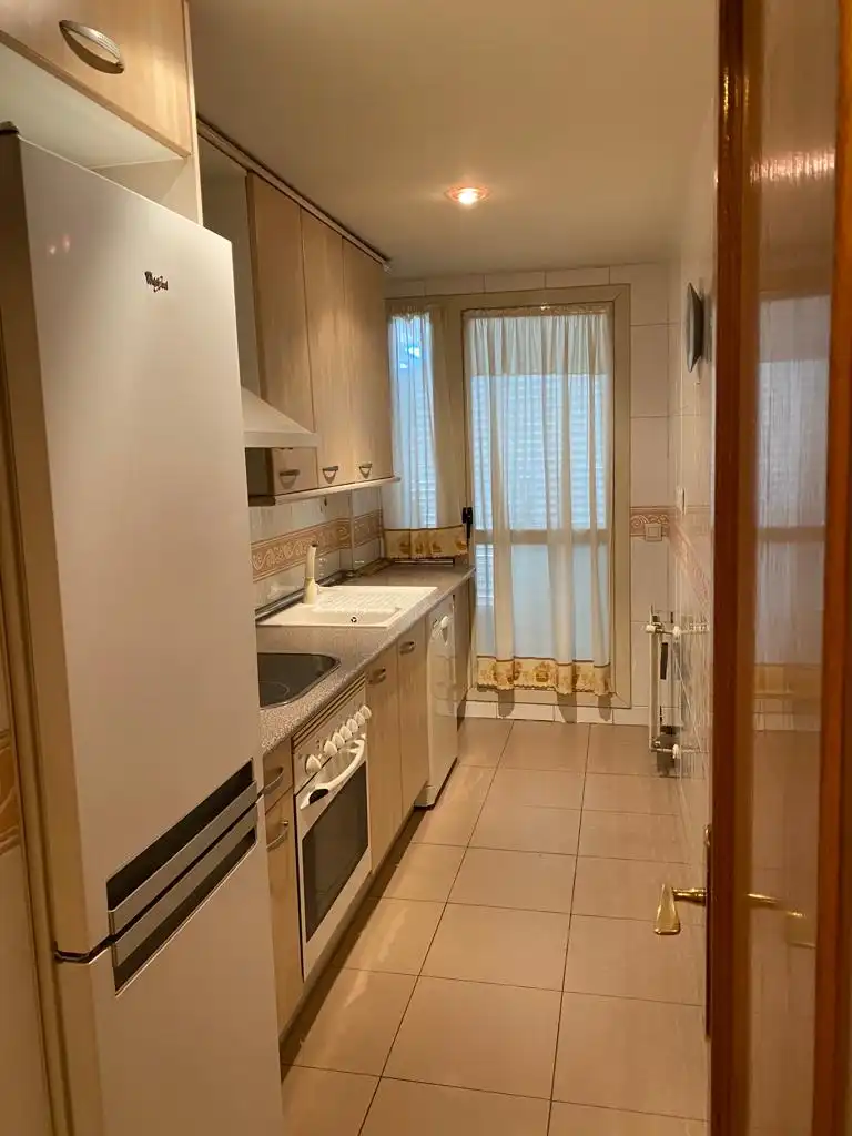 Cocina de Piso de alquiler en Alcorcón con Aire acondicionado, Calefacción y Parquet
