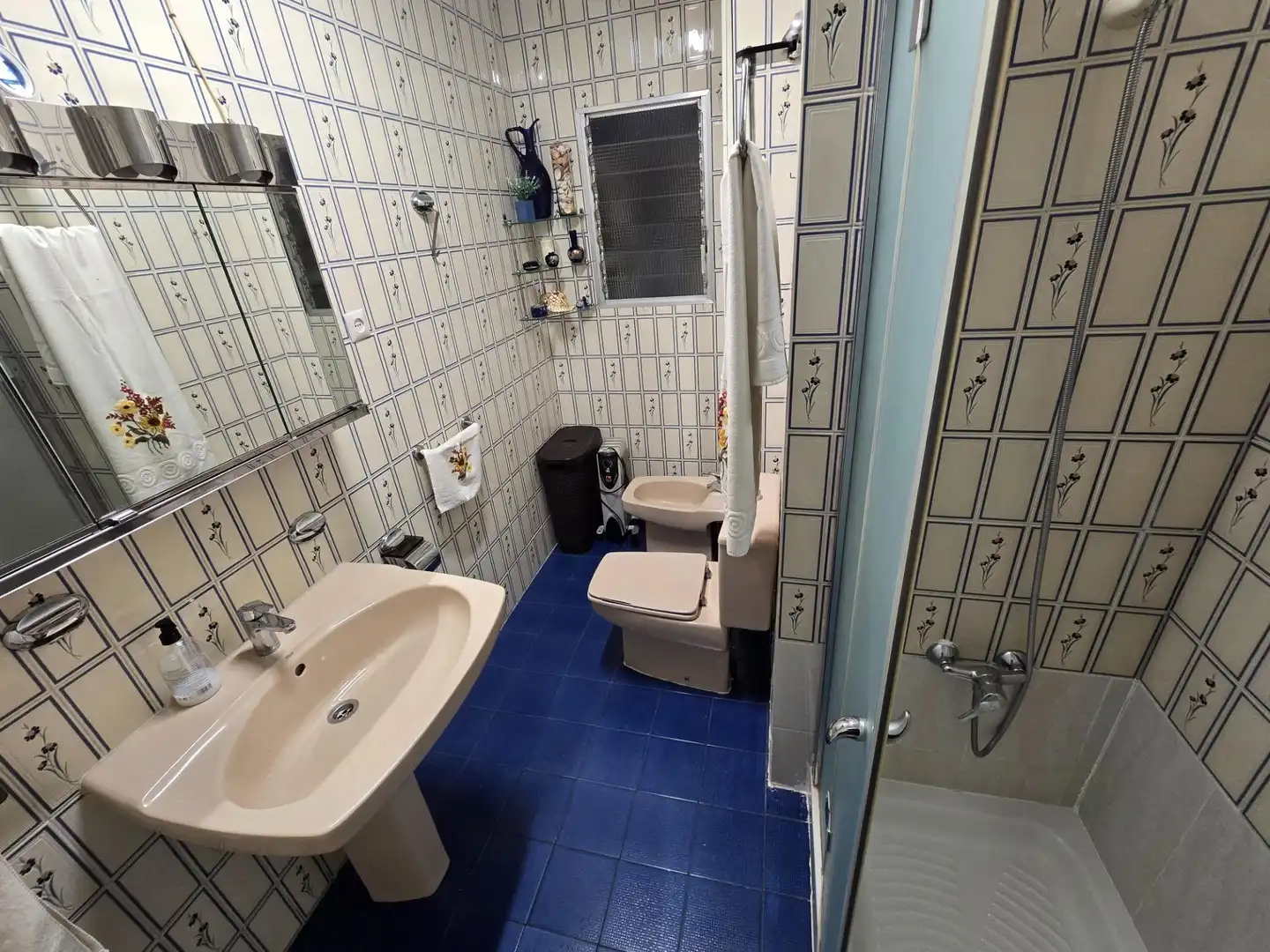 Flat for sale in Calle UTRERA, 12, Sector Sur