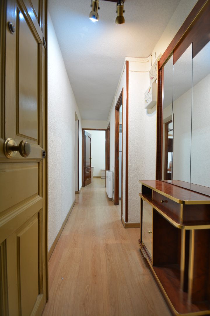 Flat for sale in  Madrid Capital  with Air Conditioner, Heating and Terrace