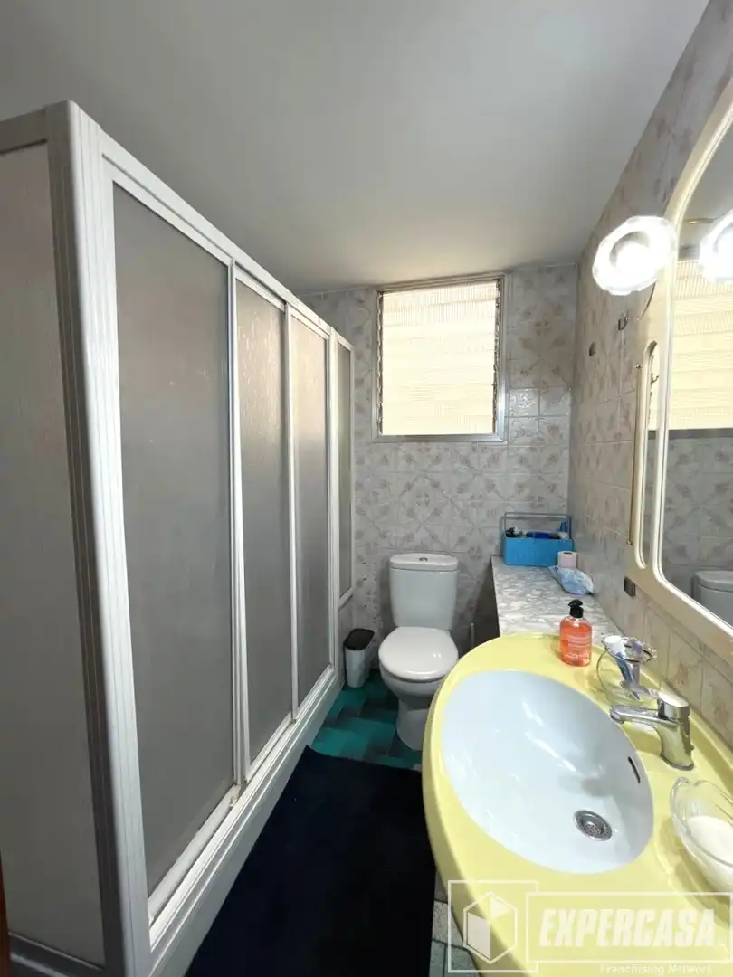 Baño de Piso en venta en Valencia con Aire acondicionado y Trastero