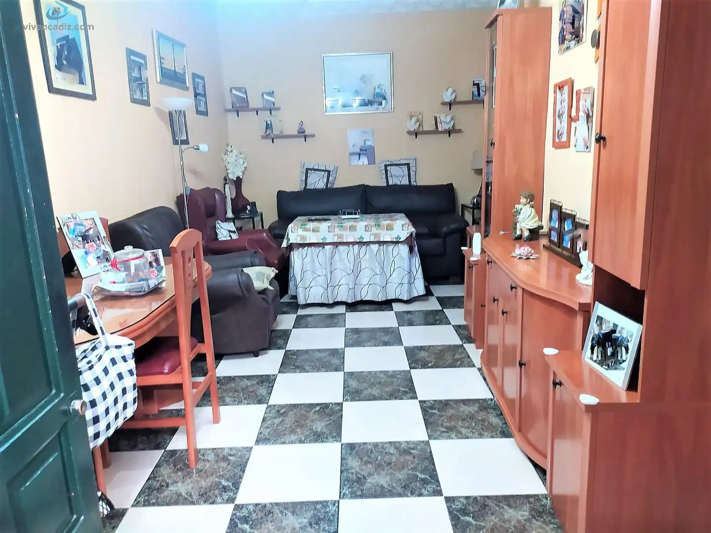 Living room of Houses for sale in Cádiz  with Air Conditioner, Terrace and Storage room