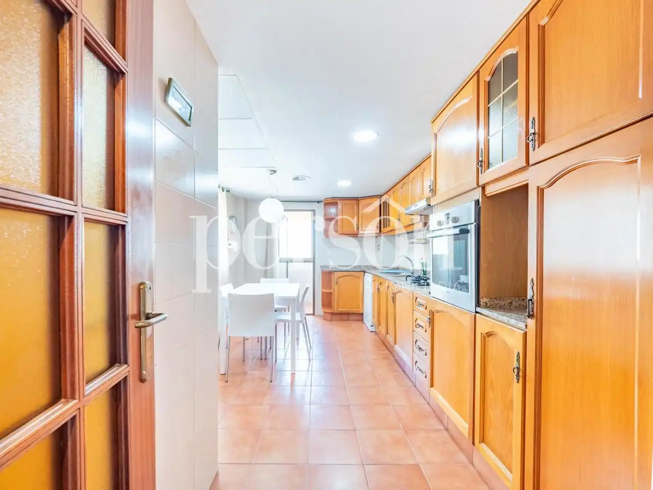 Cocina de Piso de alquiler en Valencia con Aire acondicionado, Parquet y Amueblado