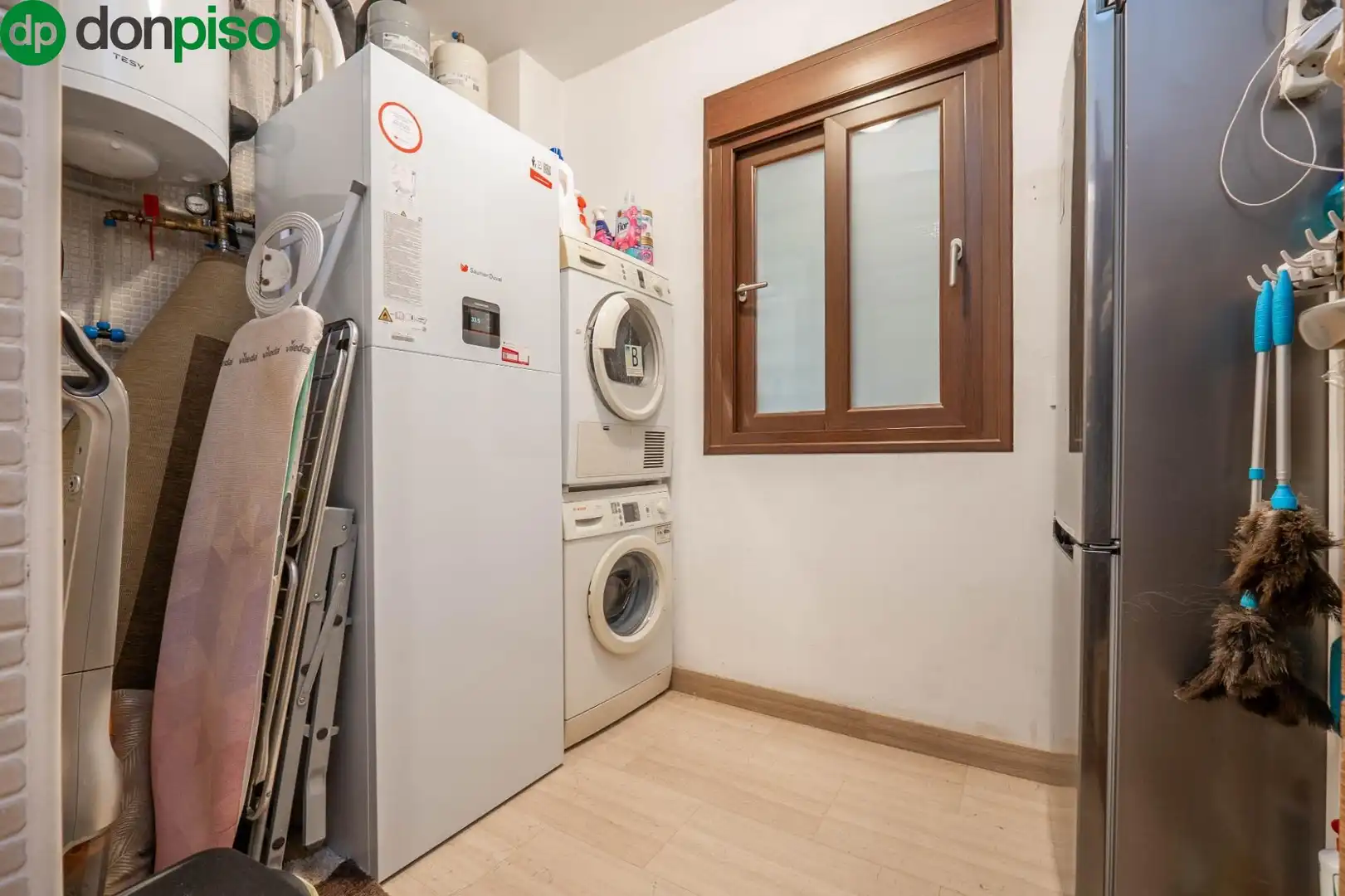 Küche von Einfamilien-Reihenhaus zum Verkauf in Granada mit Klimaanlage und Terrasse