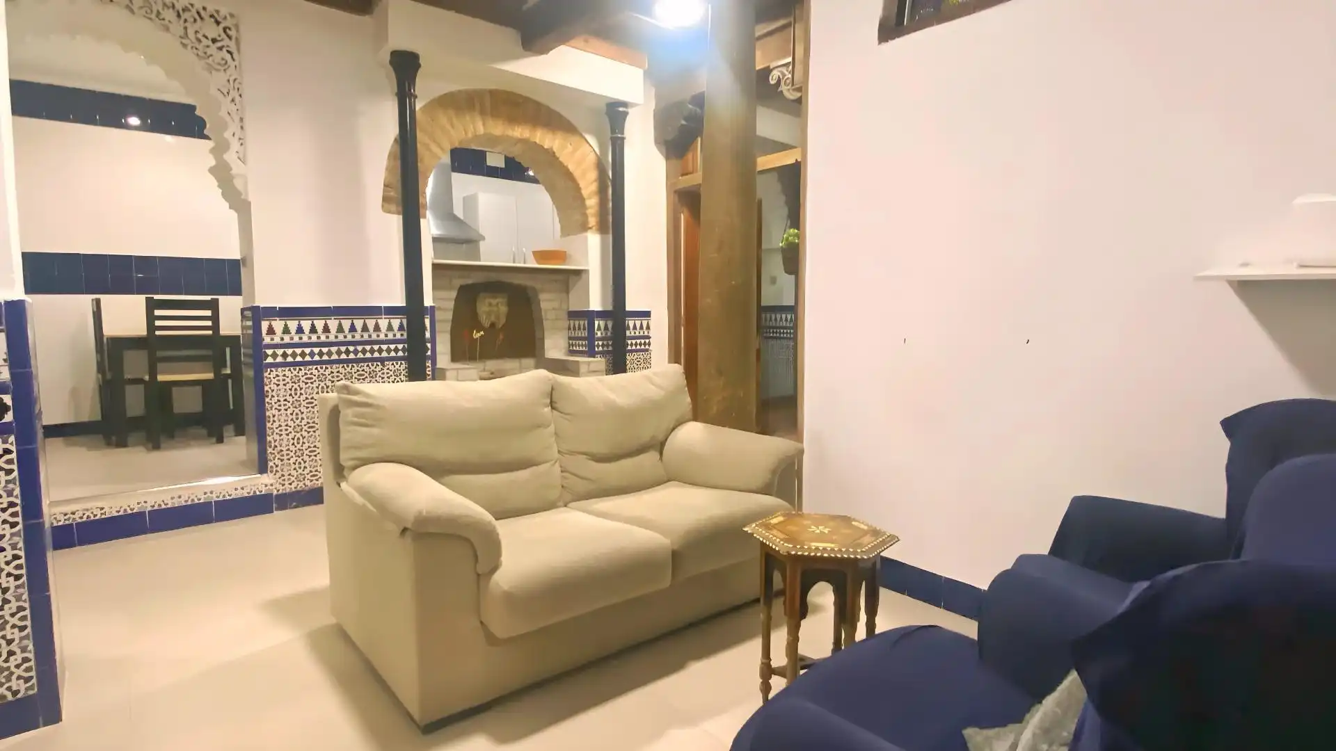 Living room of Flat for rent in  Granada Capital  with Heating, Terrace and Furnished