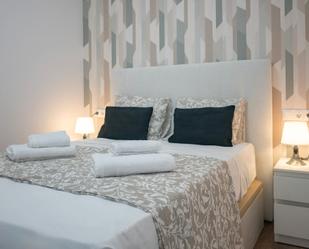 Bedroom of Flat to rent in  Madrid Capital  with Air Conditioner, Heating and Private garden