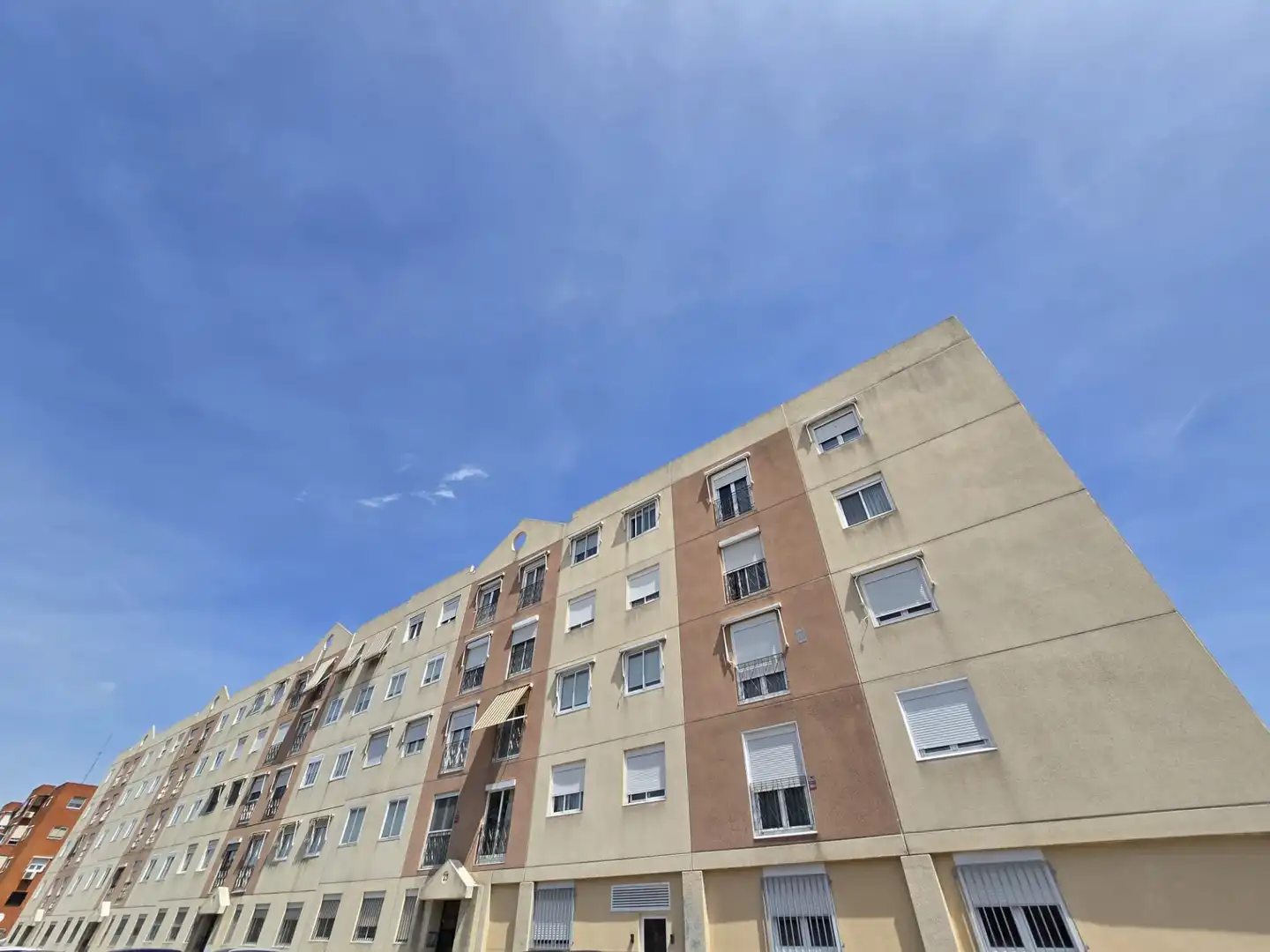 Vista exterior de Apartamento en venta en San Fernando de Henares con Aire acondicionado, Calefacción y Horno